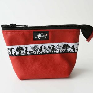 Etui klein Scherenschnitt Webband rot