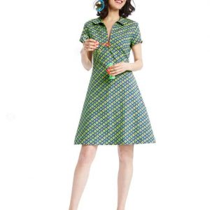 Made in Switzerland-Kleid mit Babykragen
