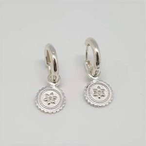Creolen mit Blumenmotiv fein