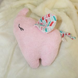 Frottee-Elefant mit Quitschi