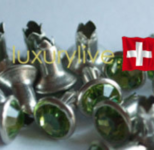 Strass Nieten si Peridot 4mm, mit Rückteil, 20Stk