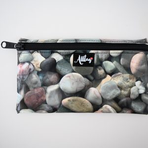 Flaches Etui aus Wachstuch Steine
