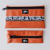 Flaches Etui aus Kunstleder orange mit Webband