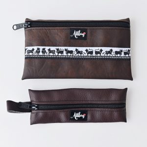 Flaches Etui Kunstleder braun Vintage mit Webband