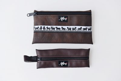 Flaches Etui Kunstleder braun Vintage mit Webband