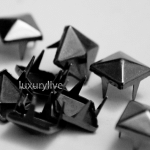Niete Pyramide 8mm 50Stk