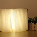 Happy Lamp Buchlampe Maple Gross