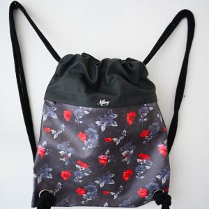 Beuteltasche aus Kunstleder Blumen rot