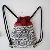Beuteltasche aus Kunstleder/Canvas Scherenschnitt Bordeaux