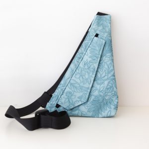 Slingbag Ernie Kunstleder Prägeblumen türkis