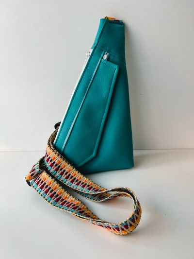 Slingbag Ernie Kunstleder aquamarin
